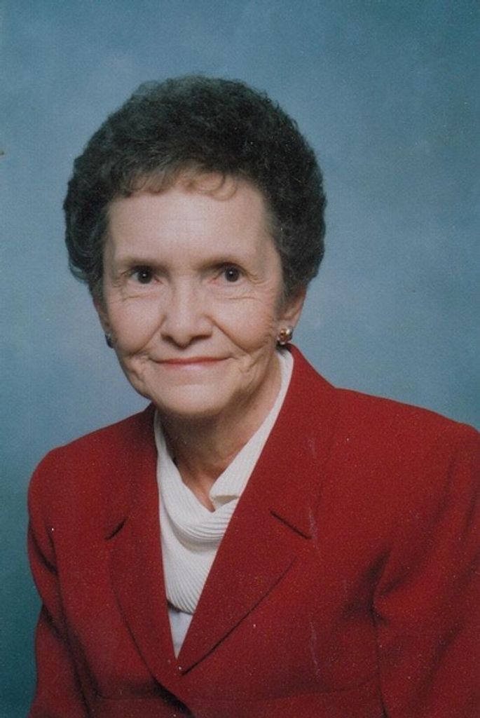 Julia Baumann Profile Photo