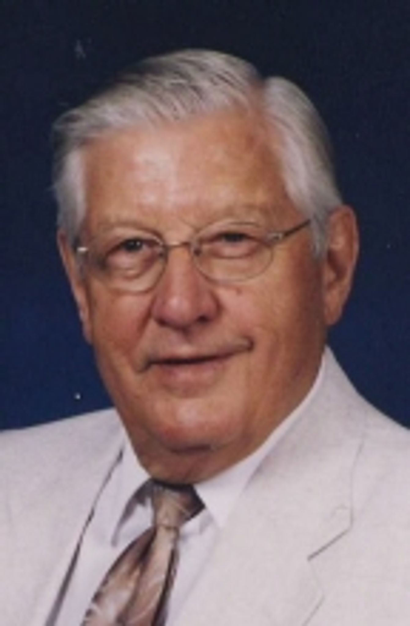 Robert "Bob" Mott photo gallery image 1 of 1