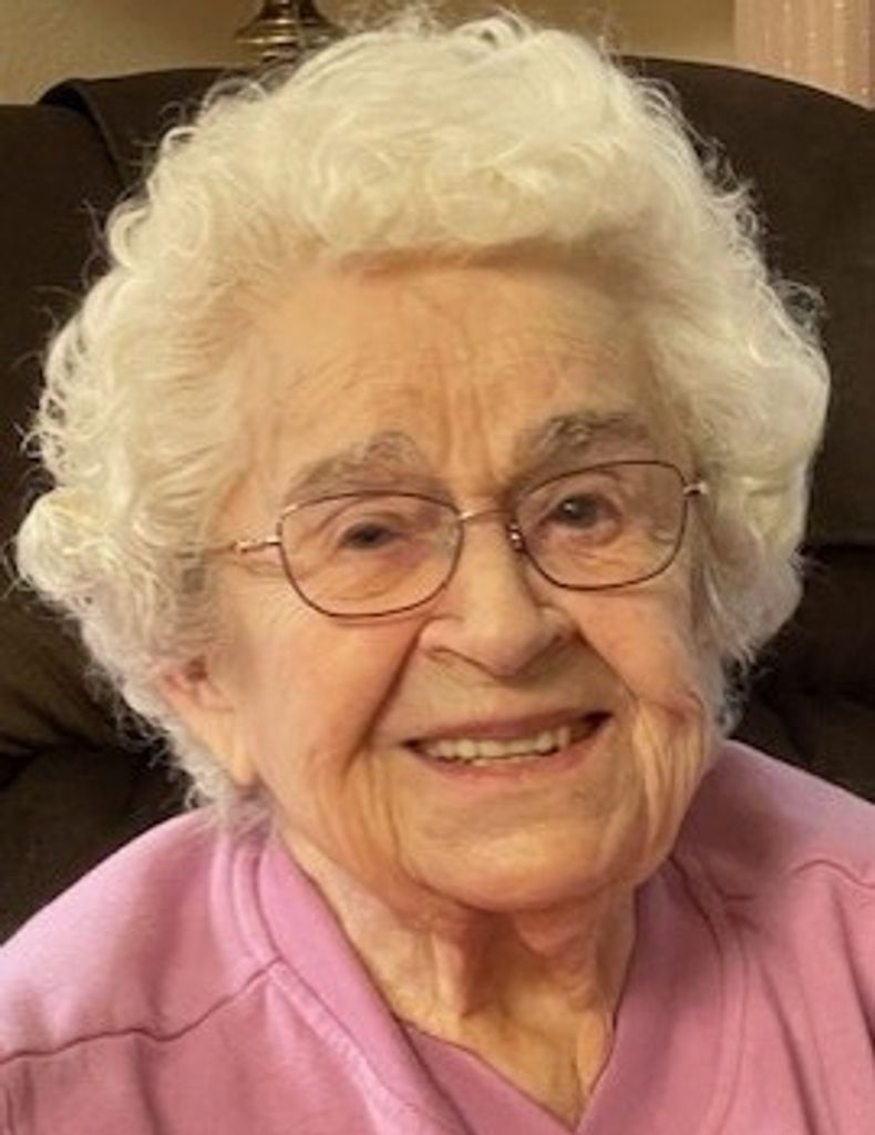 Elaine M Tetzloff Profile Photo