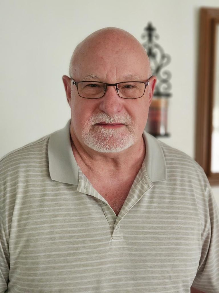 Richard Jenkins Profile Photo