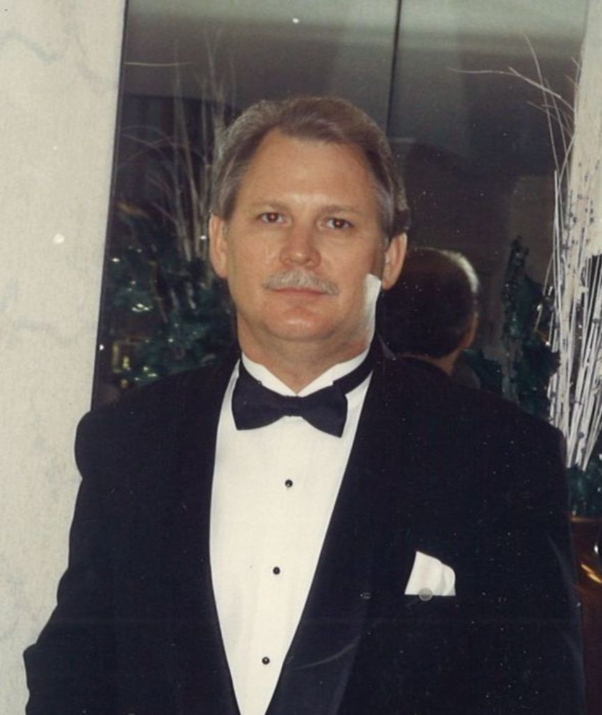 Ferrell Lloyd Profile Photo