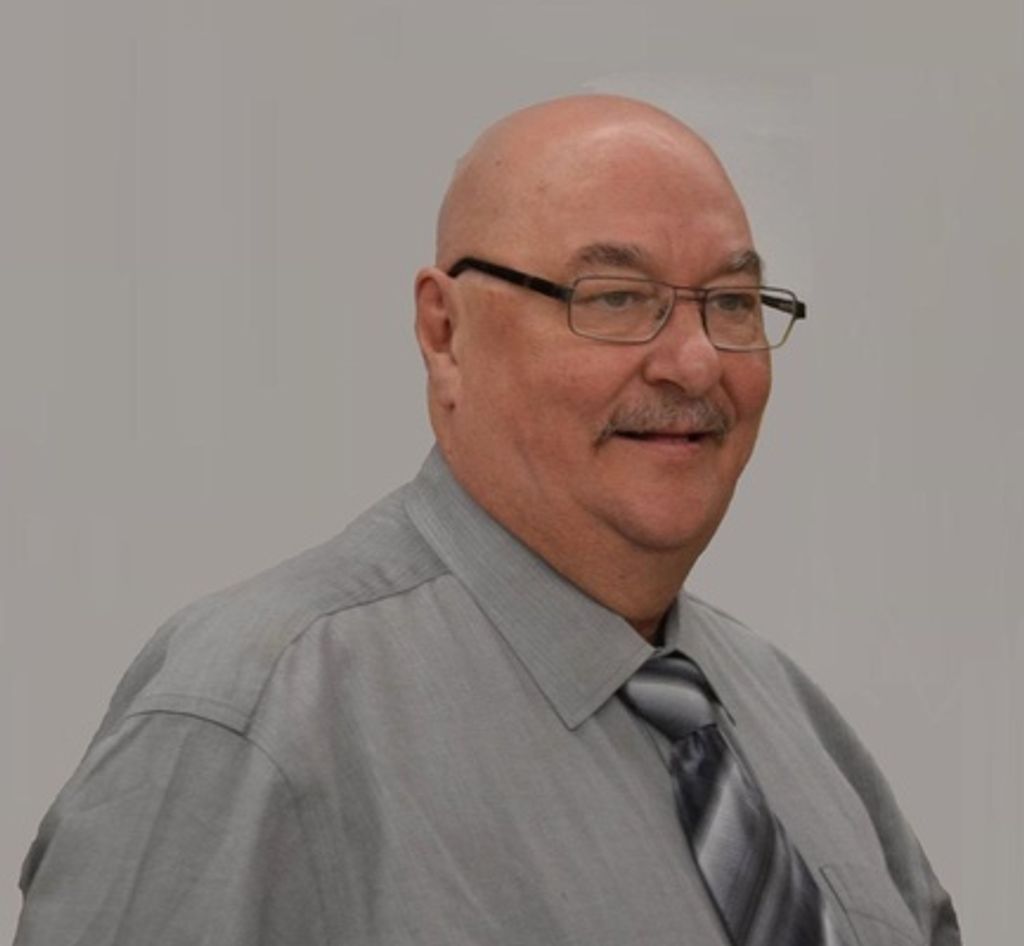 Eric Robert Matthews Profile Photo