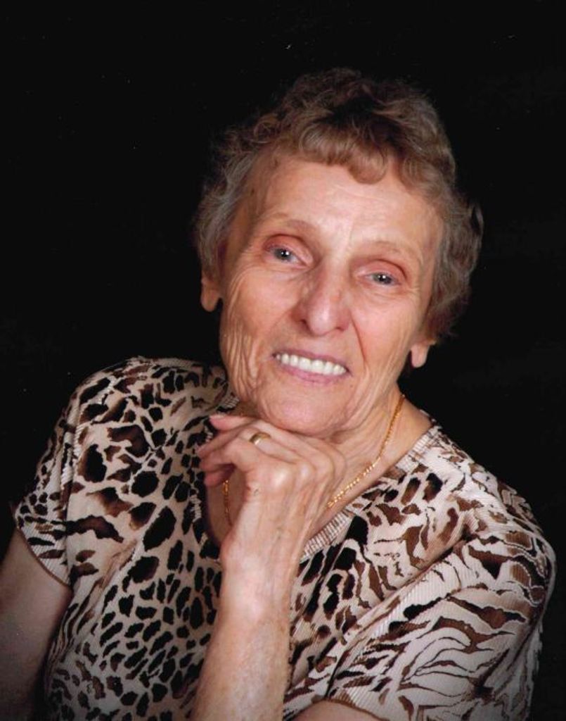 Erika E. (Lucke)  Decurtis