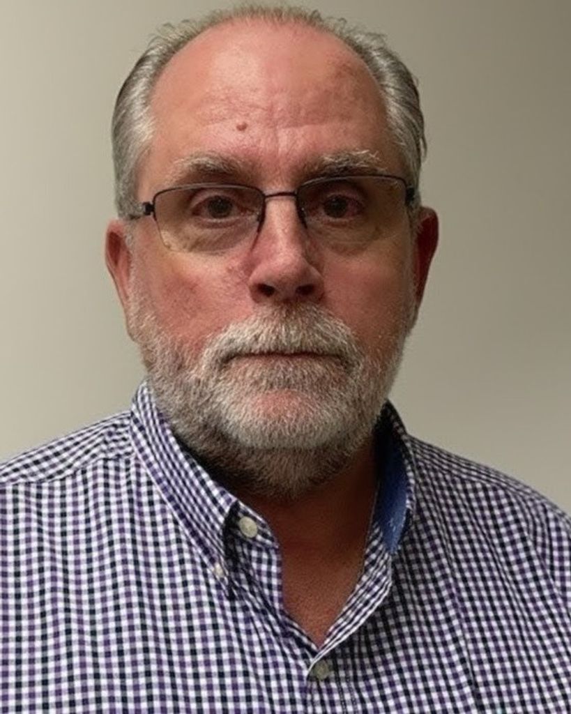 Landon Luesing Profile Photo
