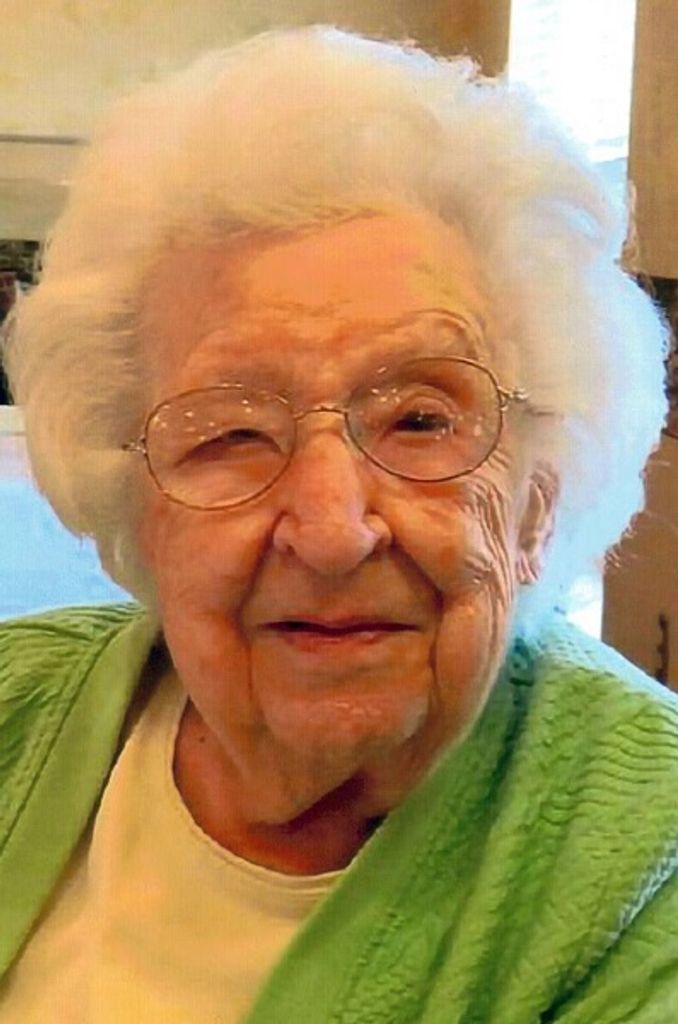 Pauline Theresa Schum Profile Photo