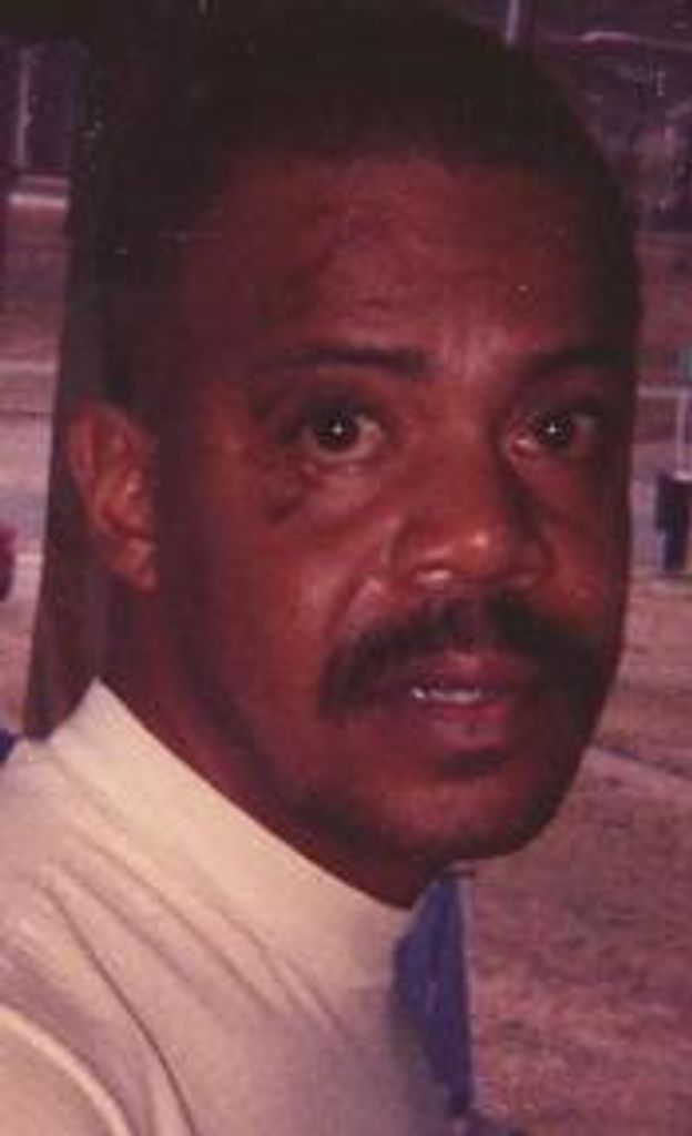 Clarence Eldridge Houchens Profile Photo