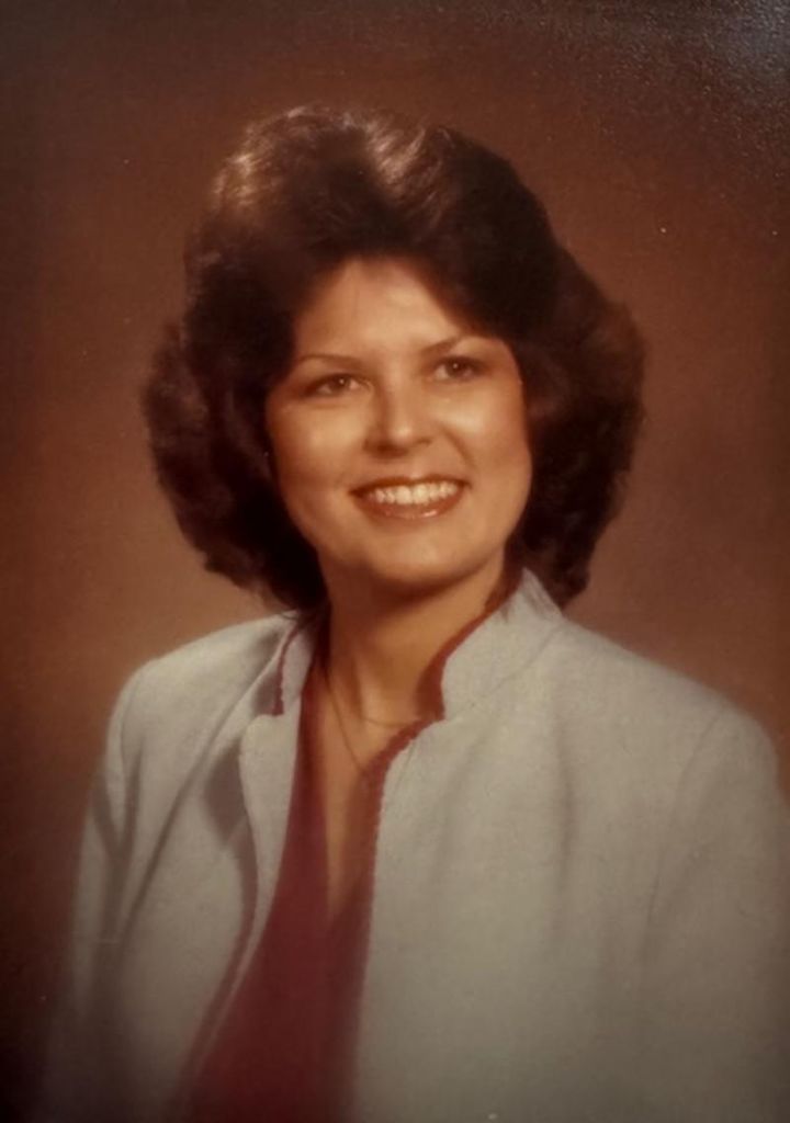 Vickie May Green