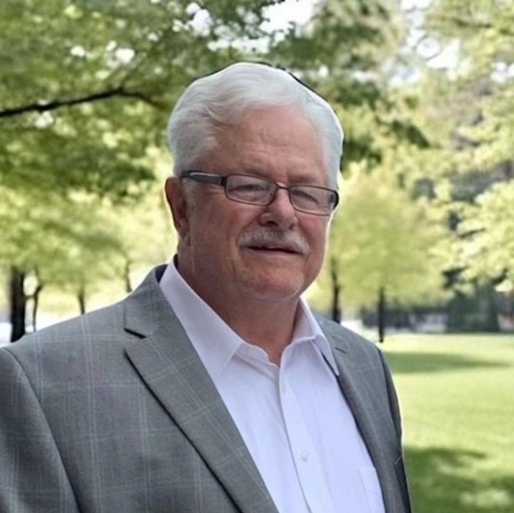 Thomas Edison Struble Profile Photo
