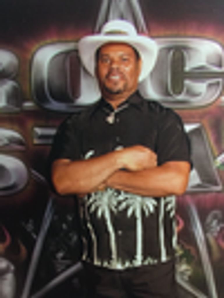 Larry  Woods