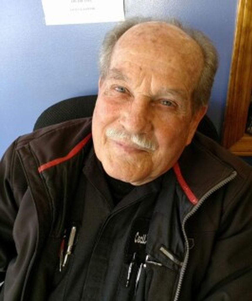 Cecil Johnson Profile Photo