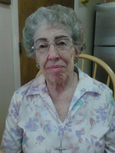 Clorinda Maria Gonzales photo gallery thumbnail 3 of 90