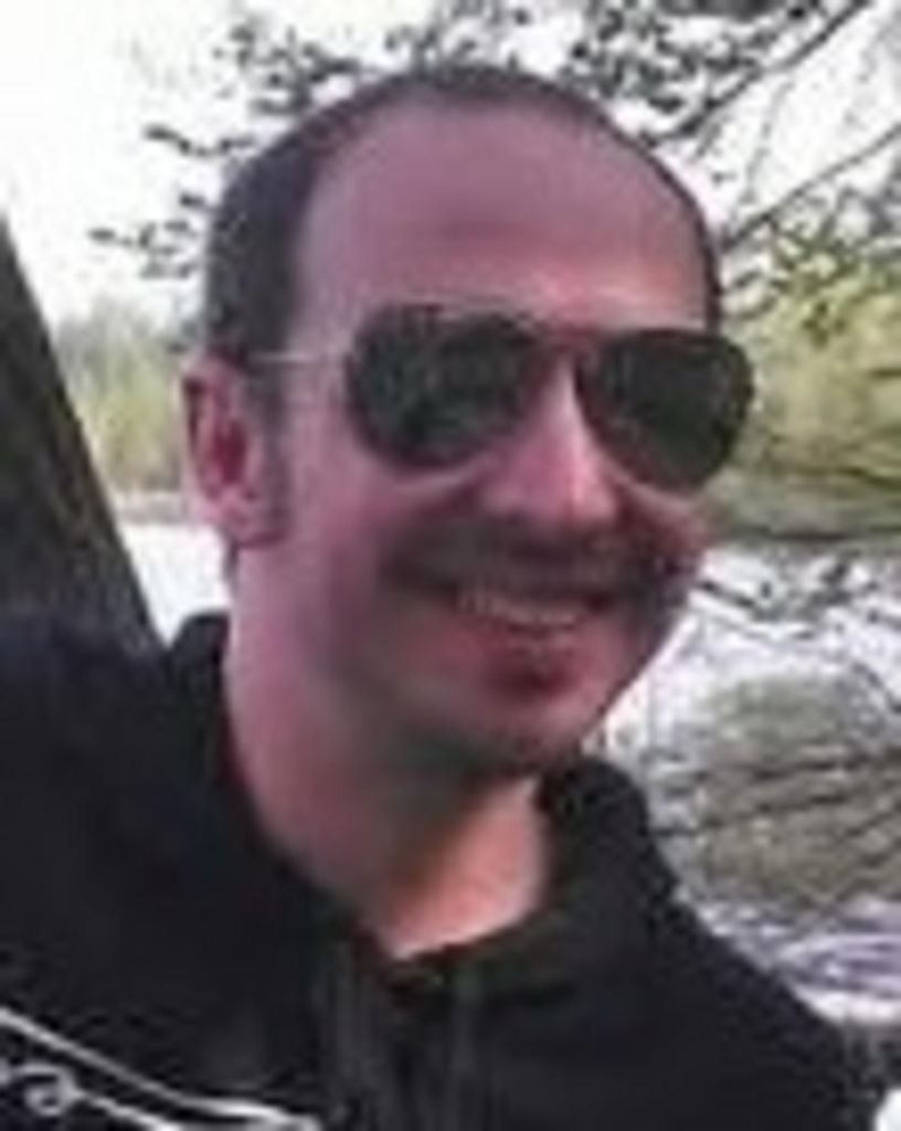 Christopher W. 'Chris' Ravelli