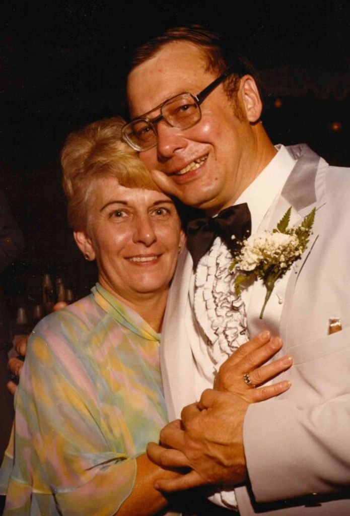 Marilyn E Simko