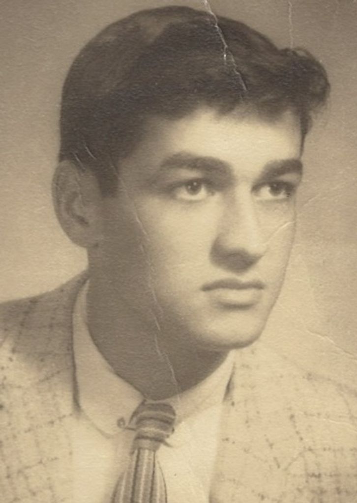 Louis Lamphear Profile Photo