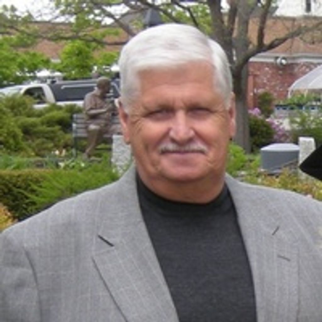 Bruce Henry Walker Profile Photo