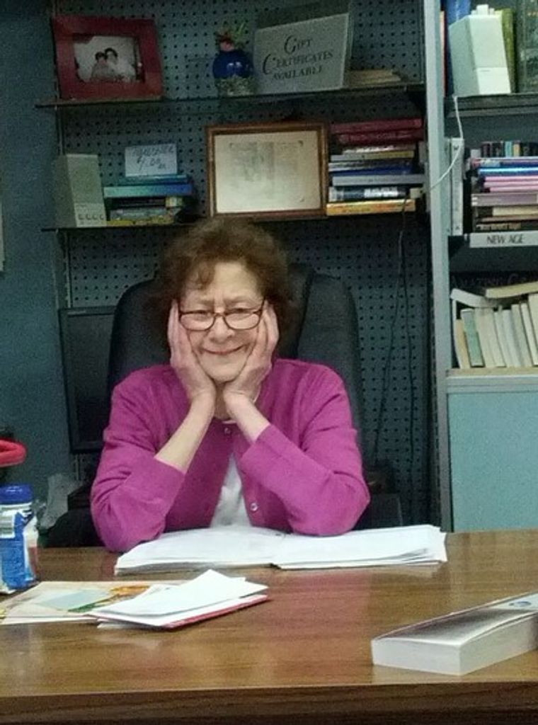 Gloria "Dodie" Oleynek Profile Photo