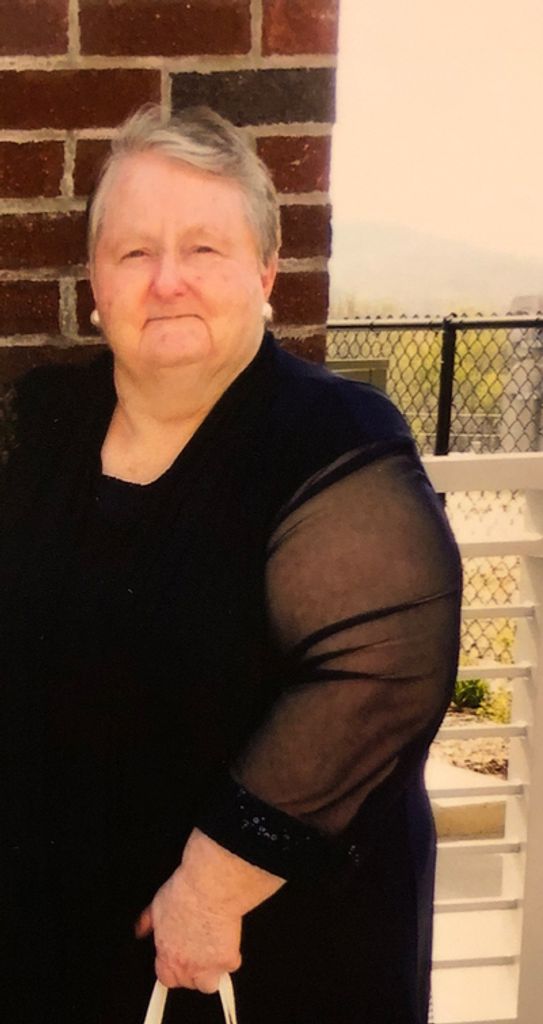 Dorothy Weeks Holland Profile Photo