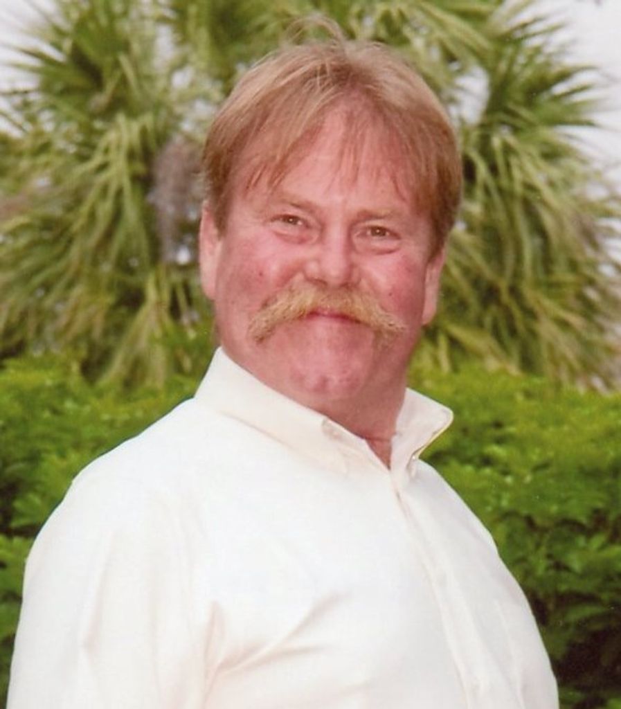 Thomas Russell Profile Photo