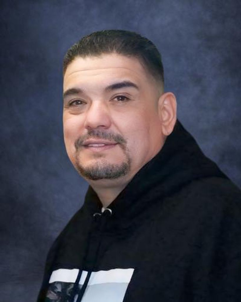Samuel Yanez Profile Photo