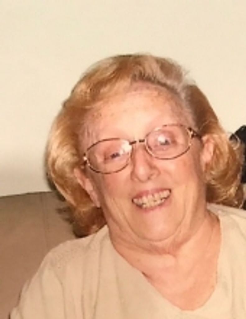 Dolores Georeno