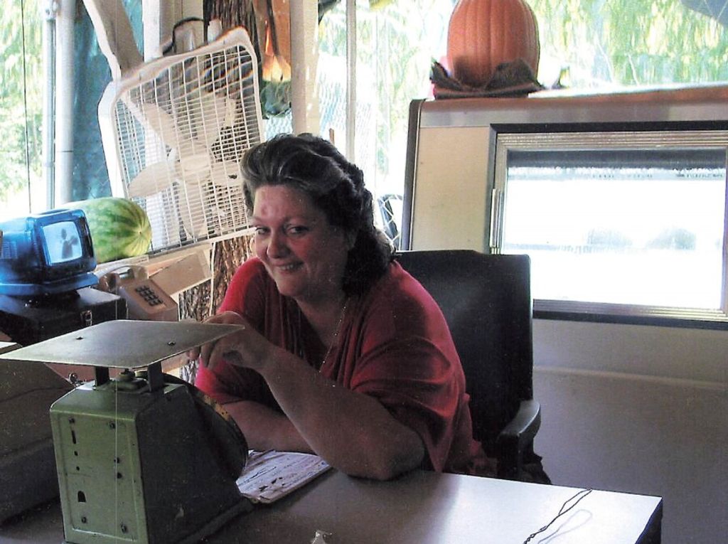 Lynn Mcneil