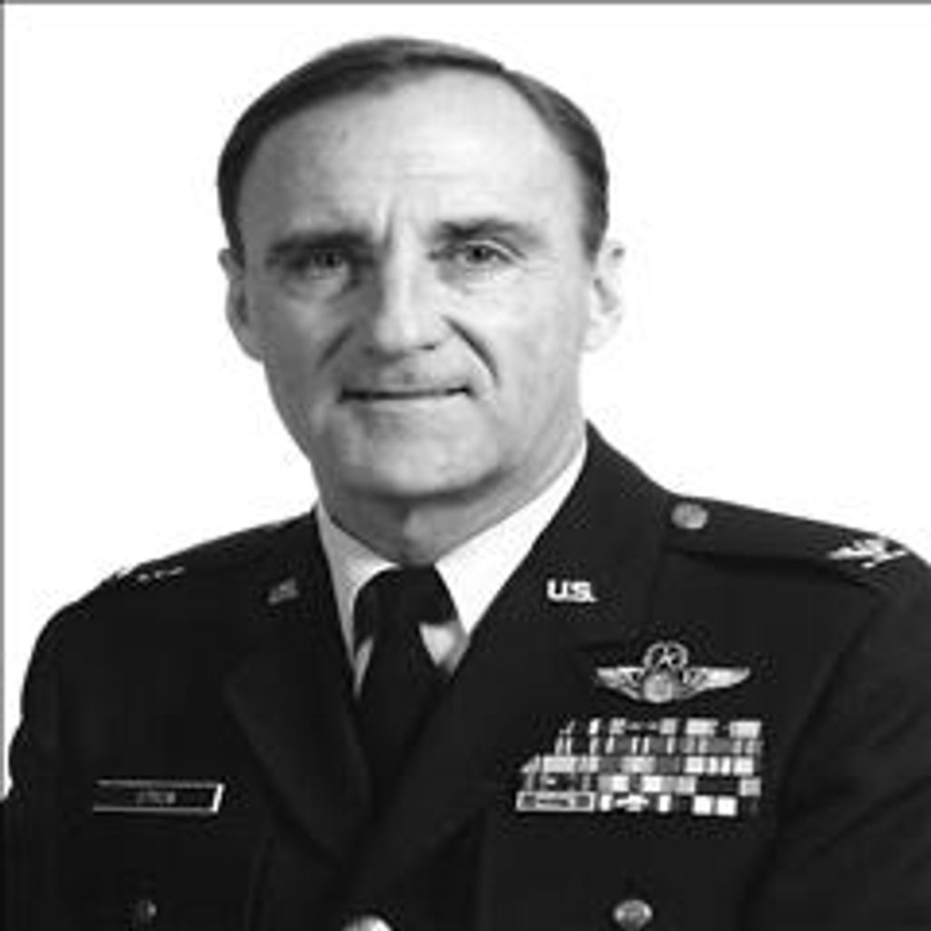 Joe Thomas Strow Profile Photo