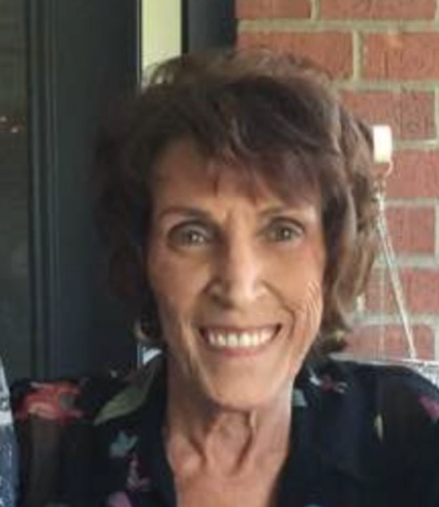 Nadine (Feher)  Evans Profile Photo