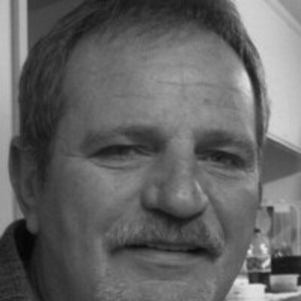 Vernon Lee Davison