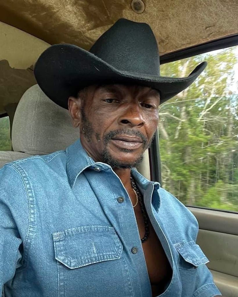 Dennis Lee Turner Profile Photo