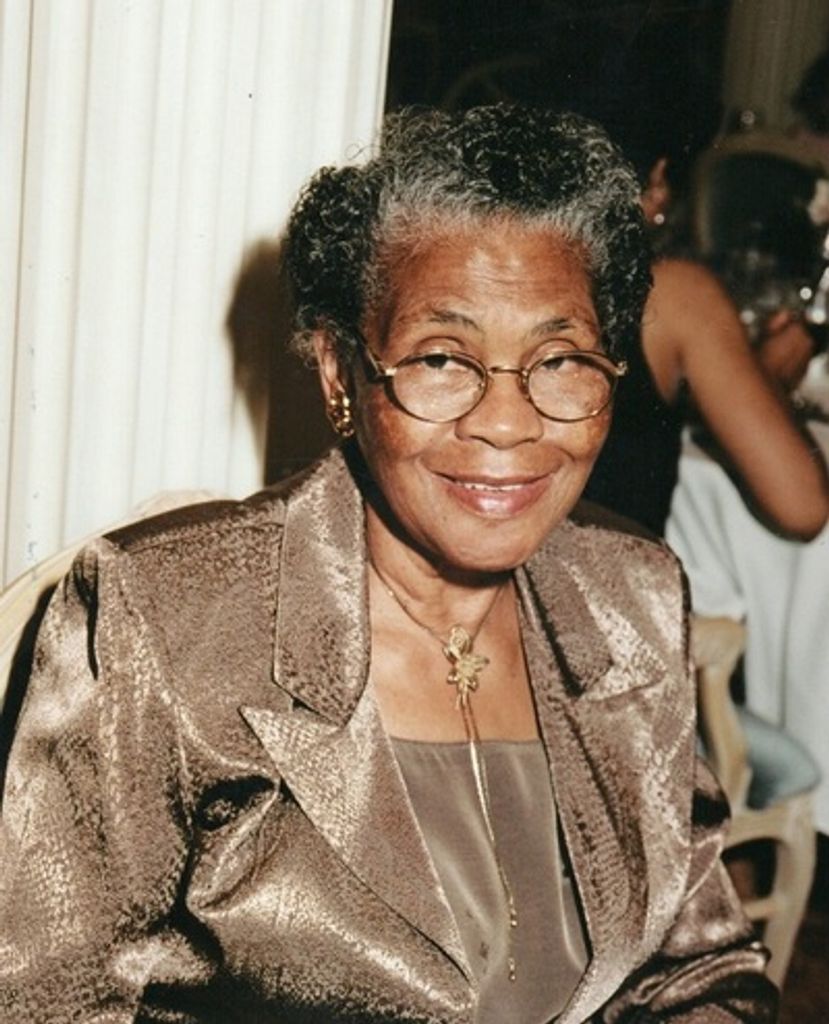 Essie Bryant Profile Photo