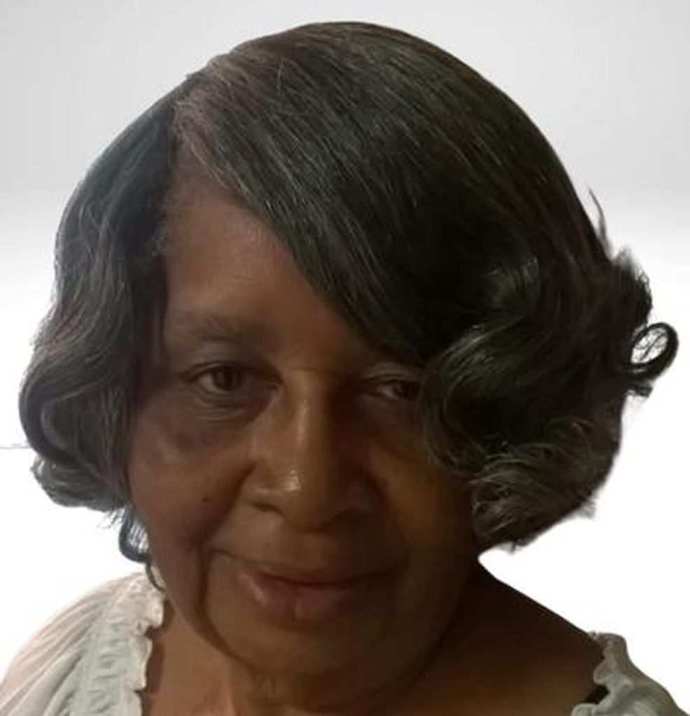 Mrs. Clara Mae Louise Franklin Profile Photo