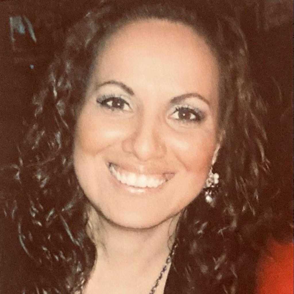 Adriana Villalobos Girard