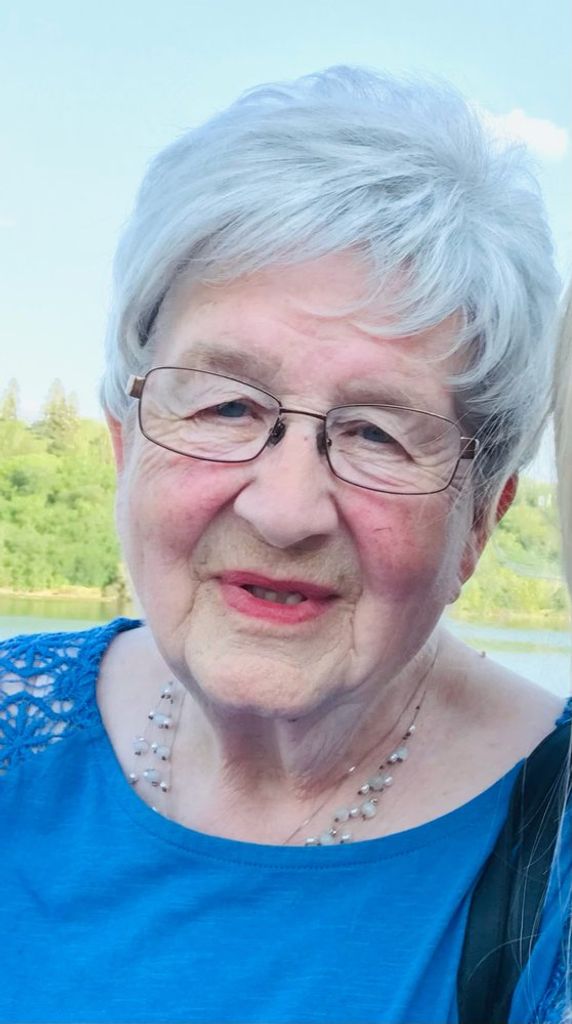 Shirley Doreen Shillington
