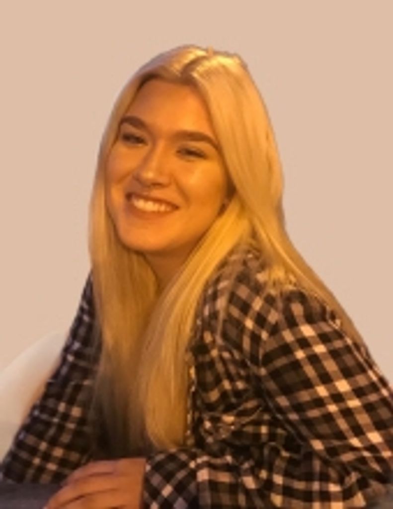 Danielle Bates Profile Photo