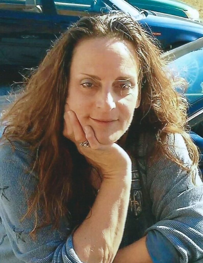 Christine E. (Fahringer)  Hess