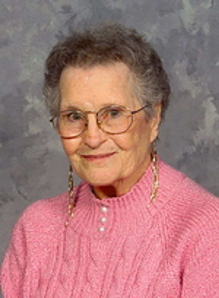 Beatrice ""Maxine"" Teeguarden