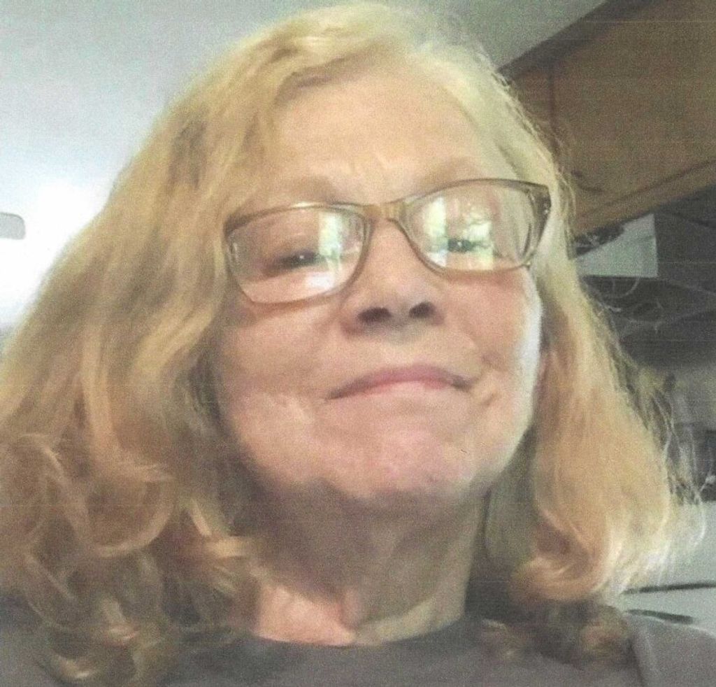 Janet Vivian (Cox)  Tuhey Profile Photo