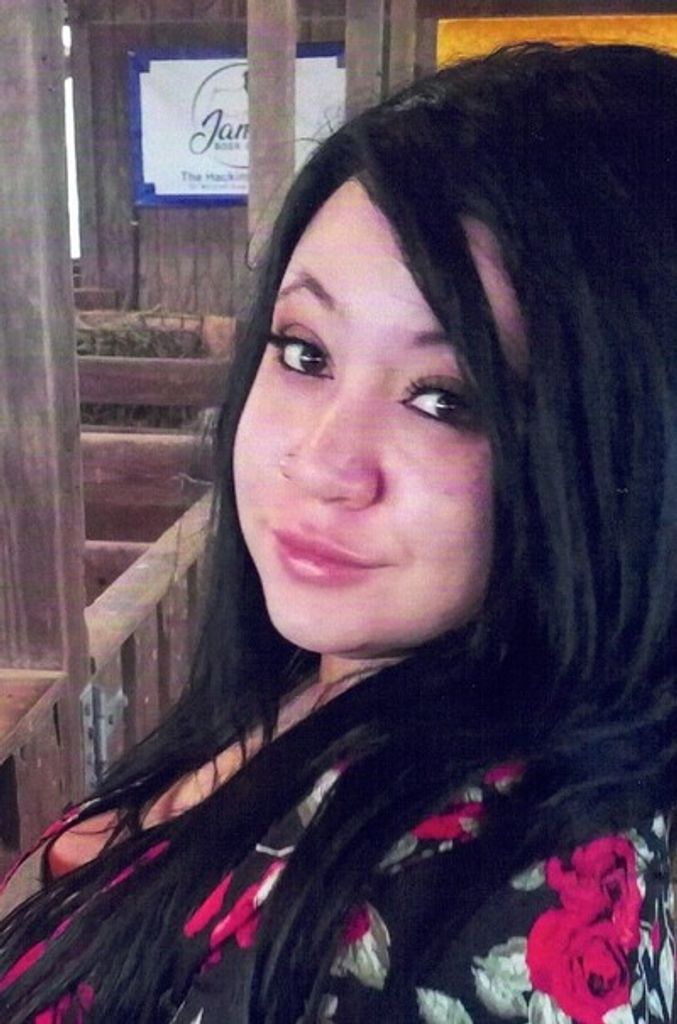 Breanna Star Richards Profile Photo