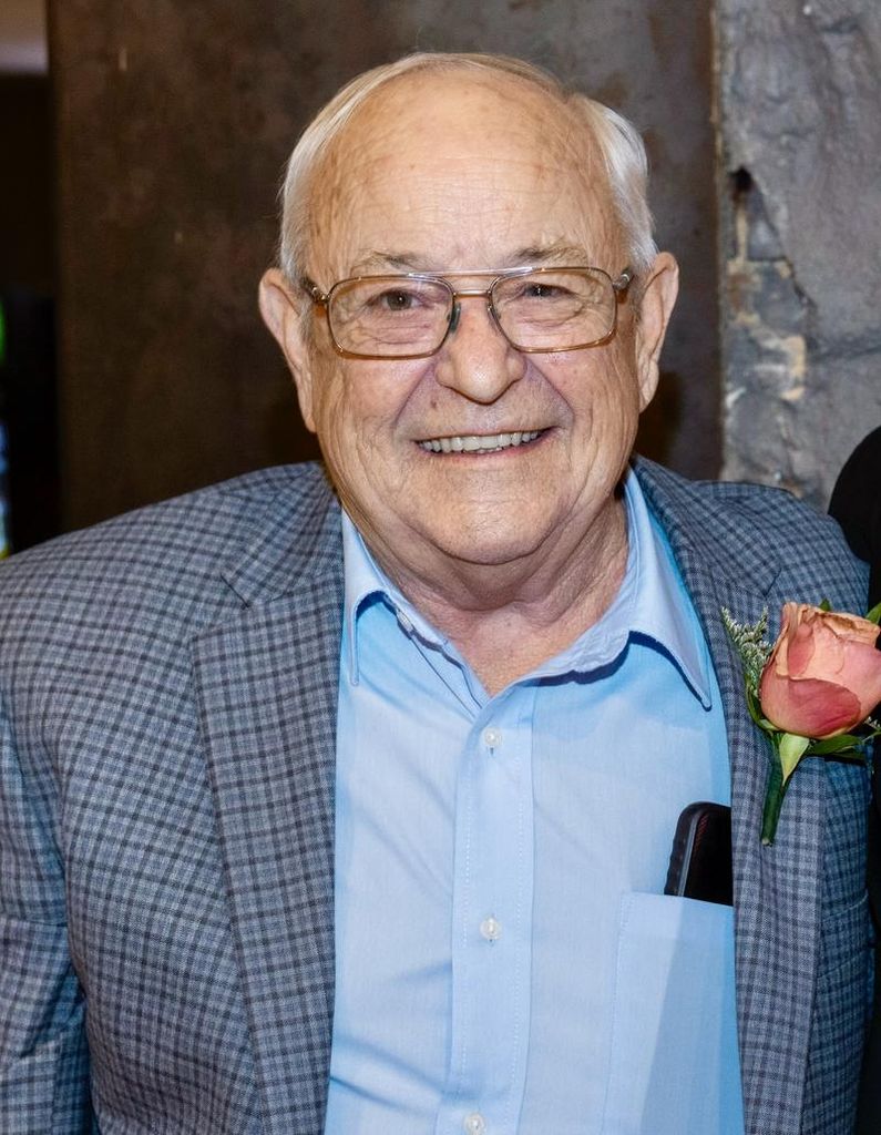 Dennis Ray White Profile Photo