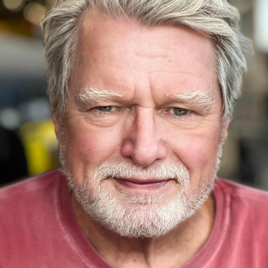 Bruce Douglas Mackey