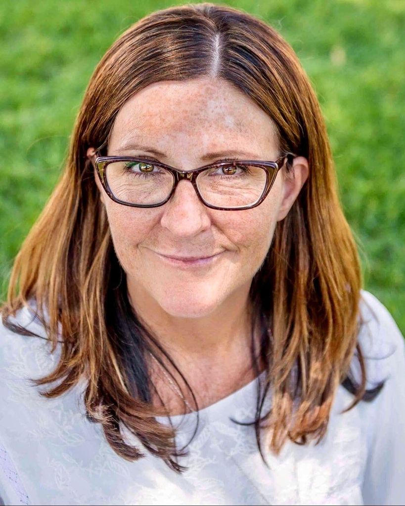 Lisa B Watkins