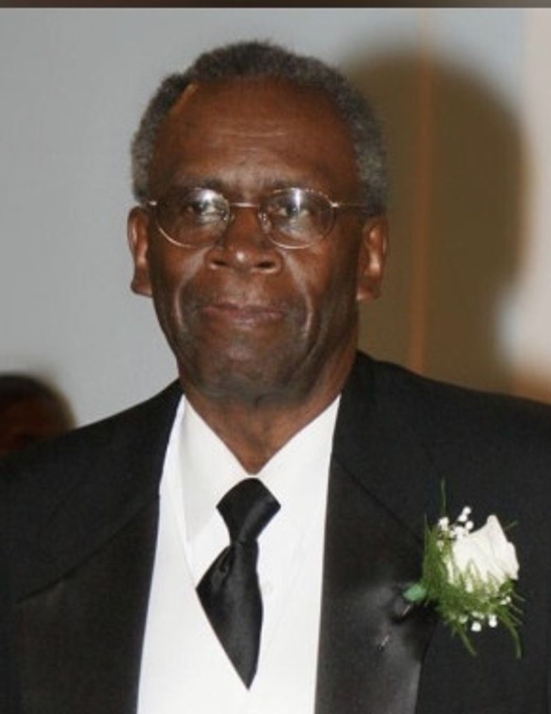 Charlie Lewis Thornton Profile Photo