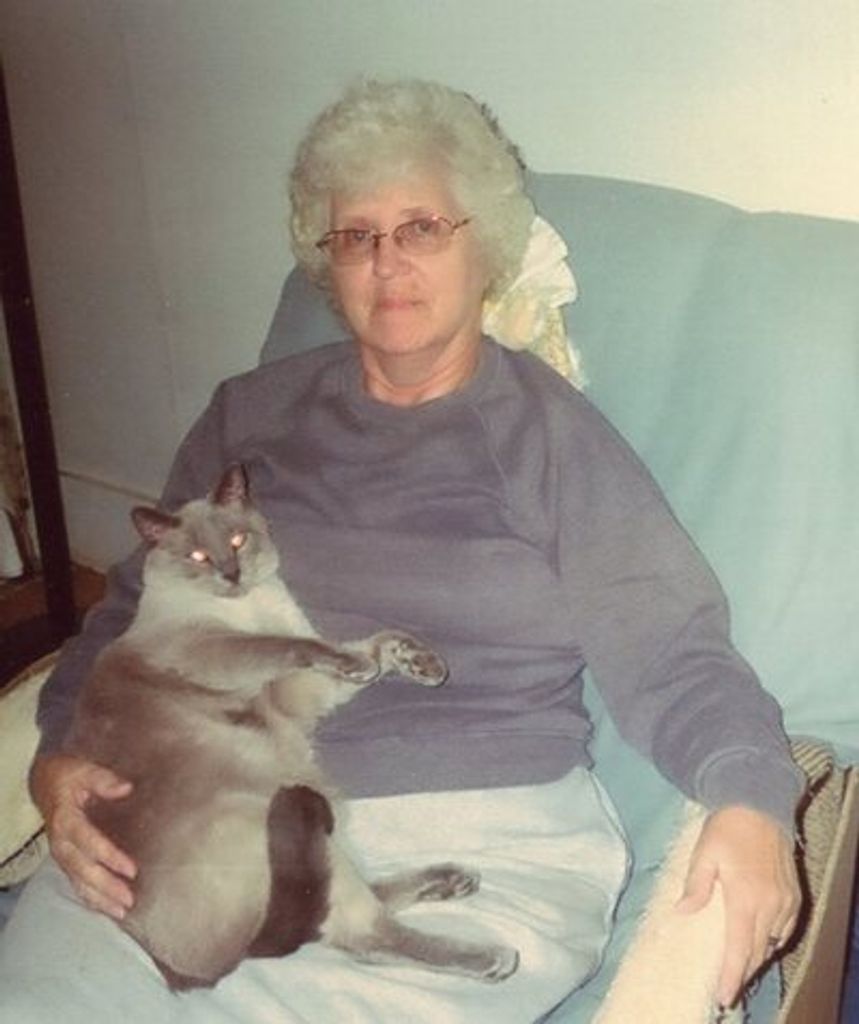 Eileen Janette Webb Profile Photo