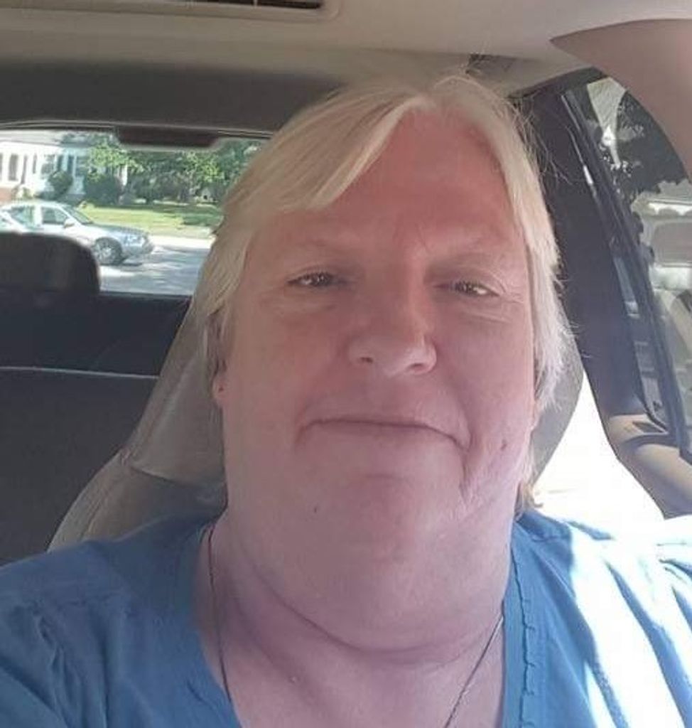 Vicky (Gladden)  Feaster