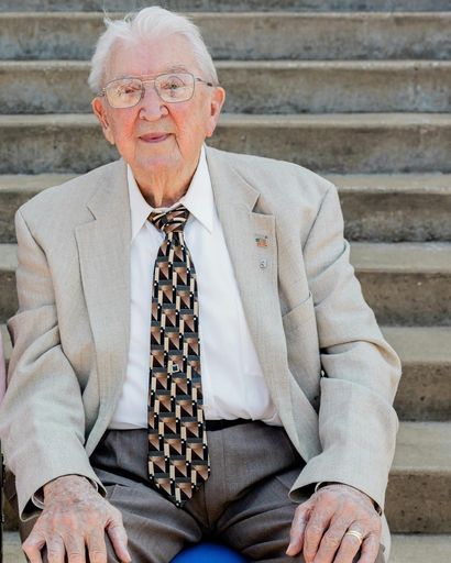 Wayne Alden Wriston's obituary image