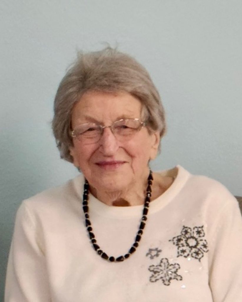 Leona Stern Profile Photo