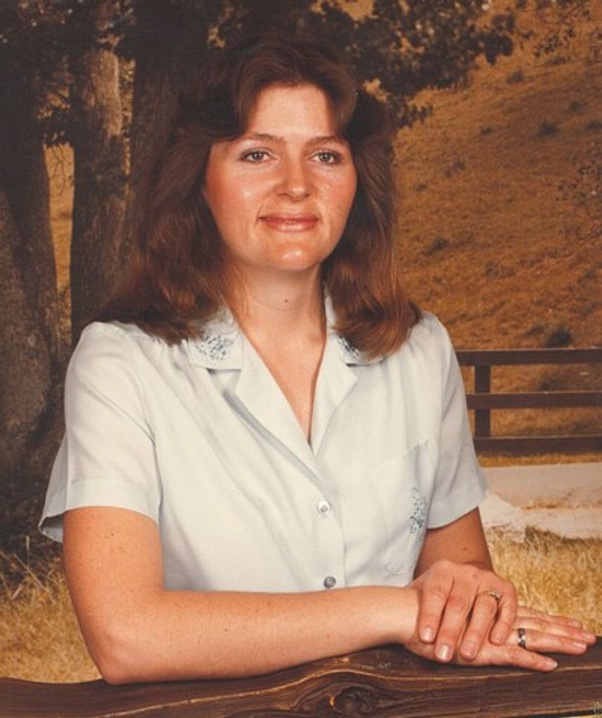 Maxine Rhodes Profile Photo