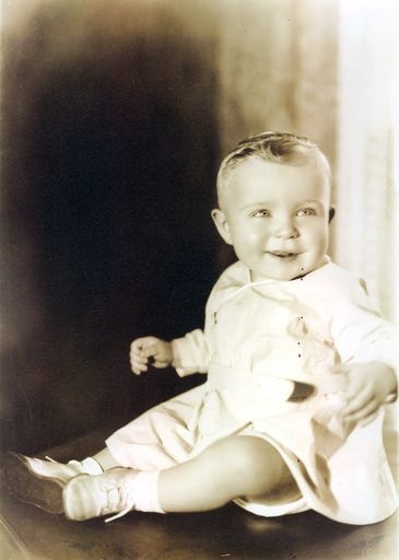 Franklin Dawson Meador photo gallery thumbnail 4 of 288
