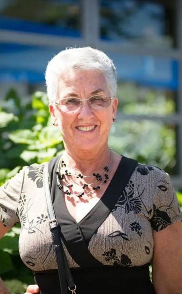 Edis Ethel Ricca Profile Photo