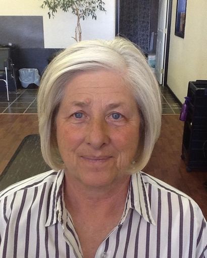 Linda Turner's obituary image